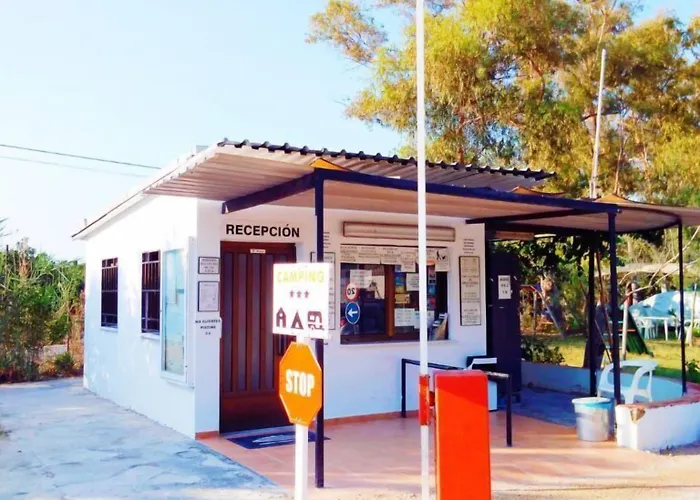 La Naranja Hotel